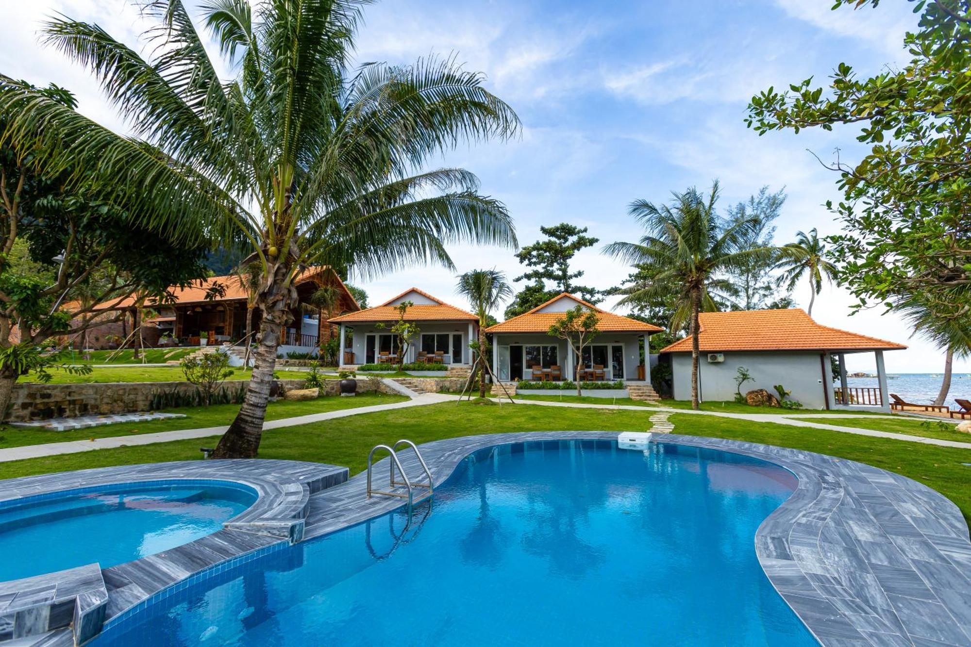 Cosian Bay Phu Quoc Resort Bagian luar foto