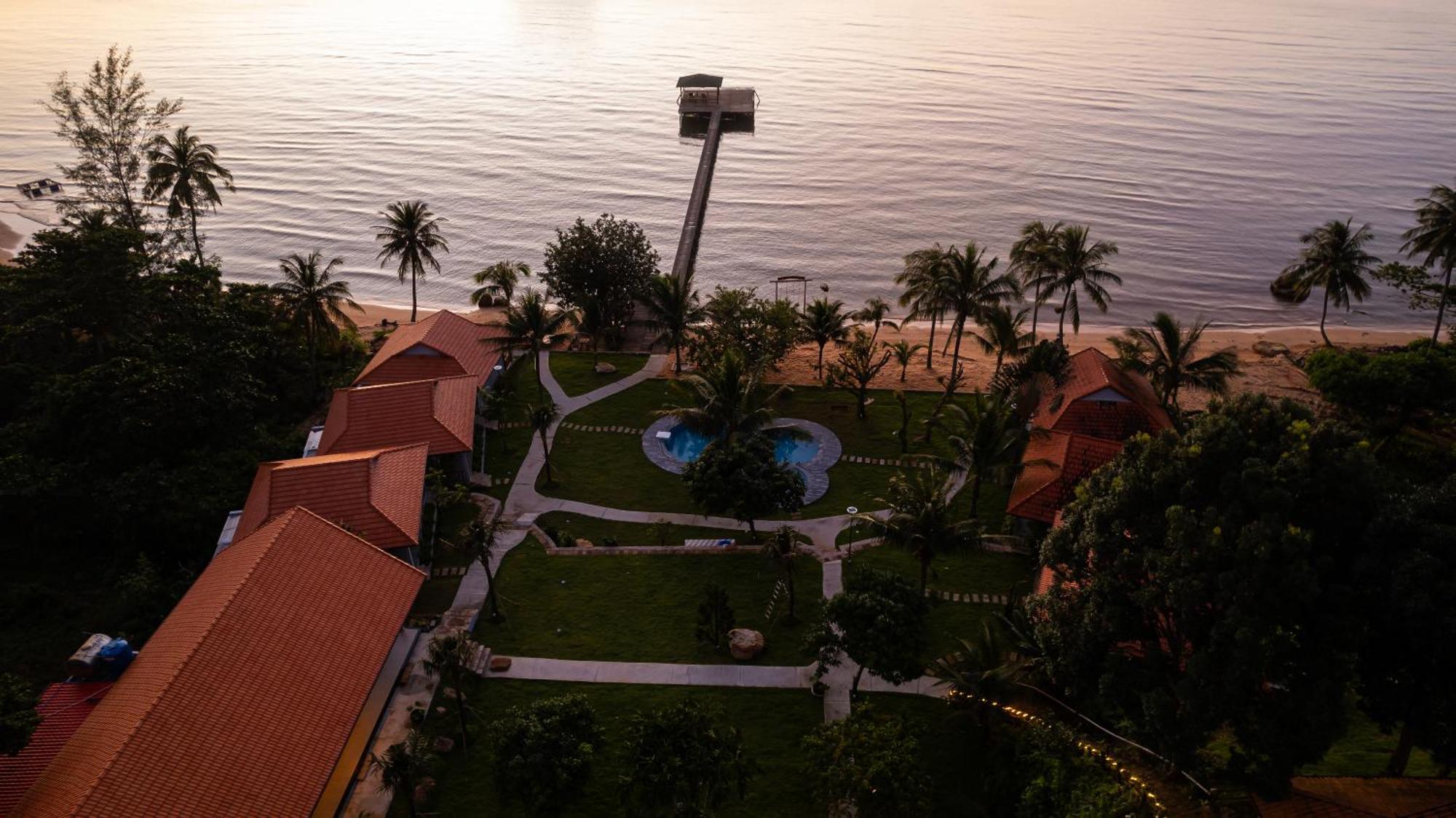 Cosian Bay Phu Quoc Resort Bagian luar foto