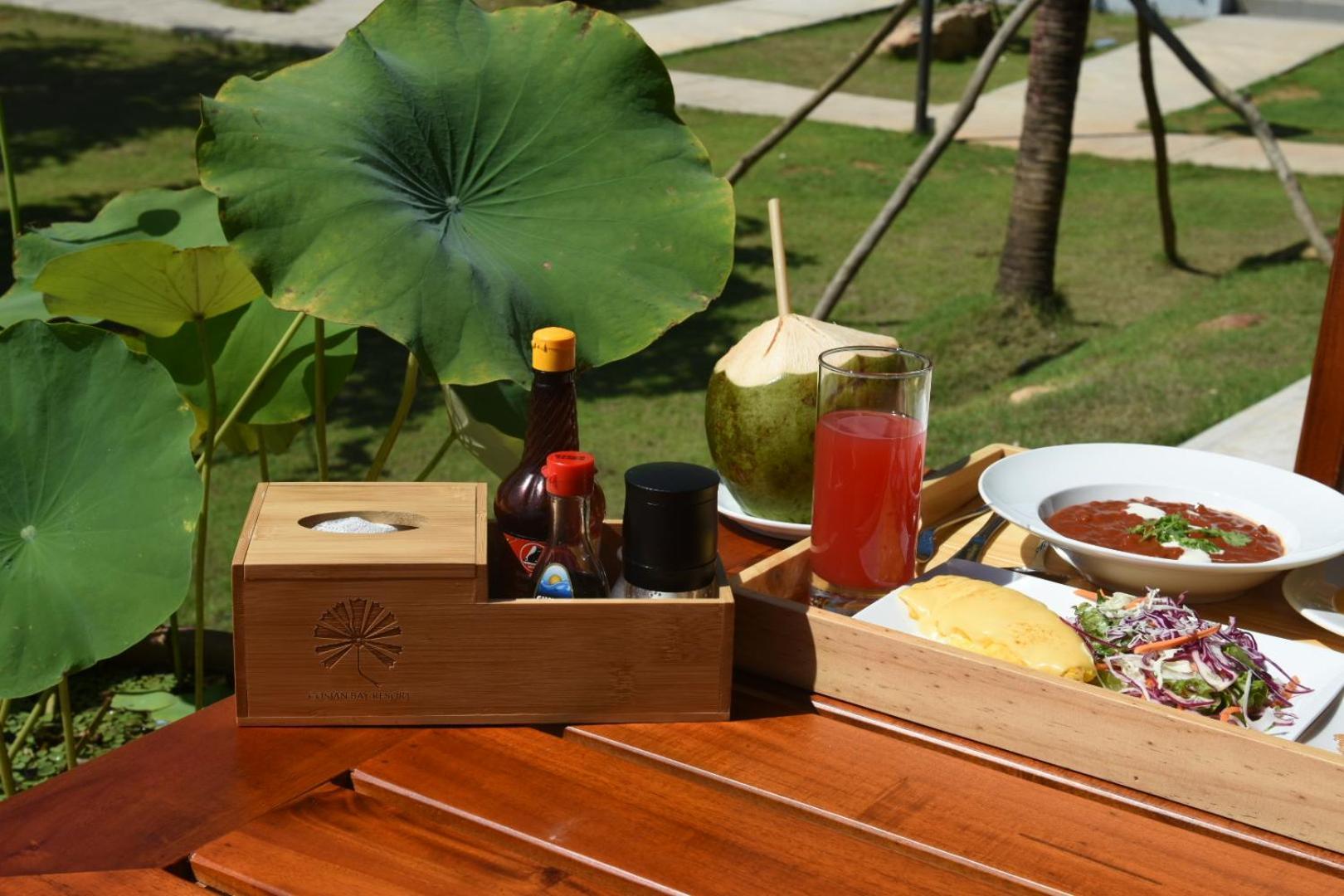 Cosian Bay Phu Quoc Resort Bagian luar foto